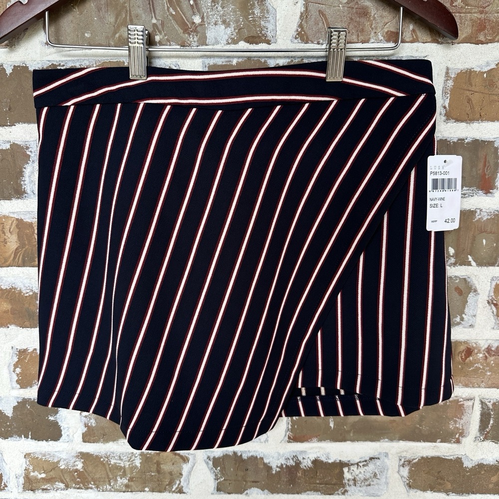 Lush Skort Shorts Women's Large 30x15 Inch Navy Blue Red White Stripes‎ New NWT